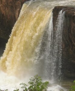 Vina Waterfalls - Chutes de la Vina